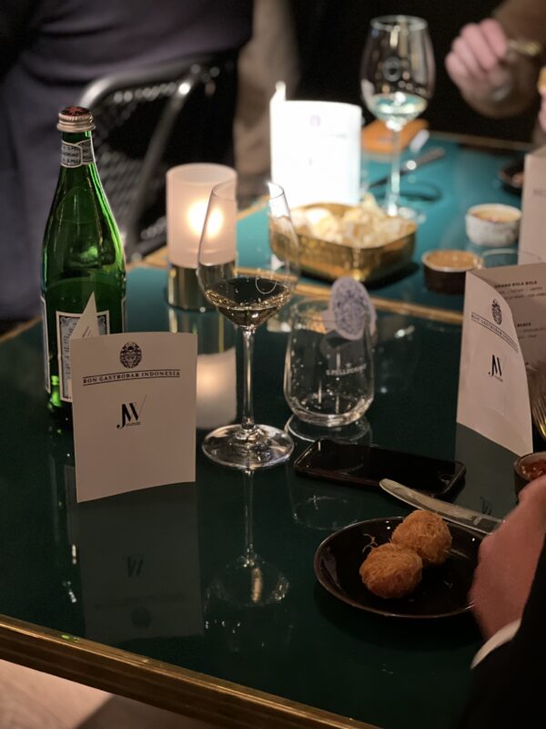 Jazz and Wine concert - Laren - Ron Gastrobar Indonesia